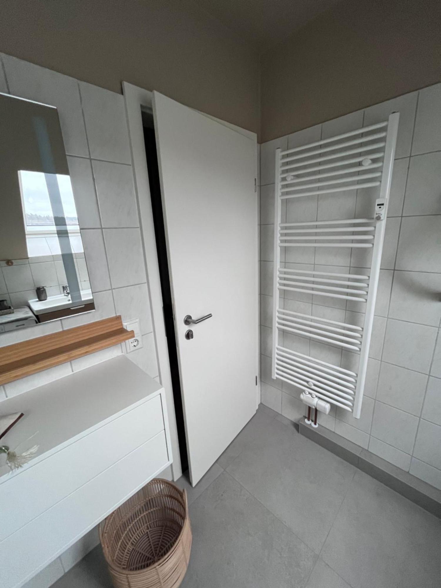 Fewo "Rabennest " Gemuetliche Wohnung Nahe Rabensteinklinikum - Kein Separates Schlafzimmer, Studiowohnung 켐니츠 외부 사진